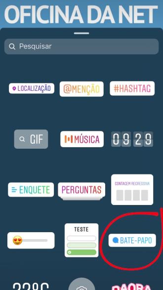 Crea tus historias y abre la pestaña de pegatinas en la esquina superior derecha, haz clic en Chat. Crea tus historias y abre la pestaña de pegatinas en la esquina superior derecha, haz clic en Chat.